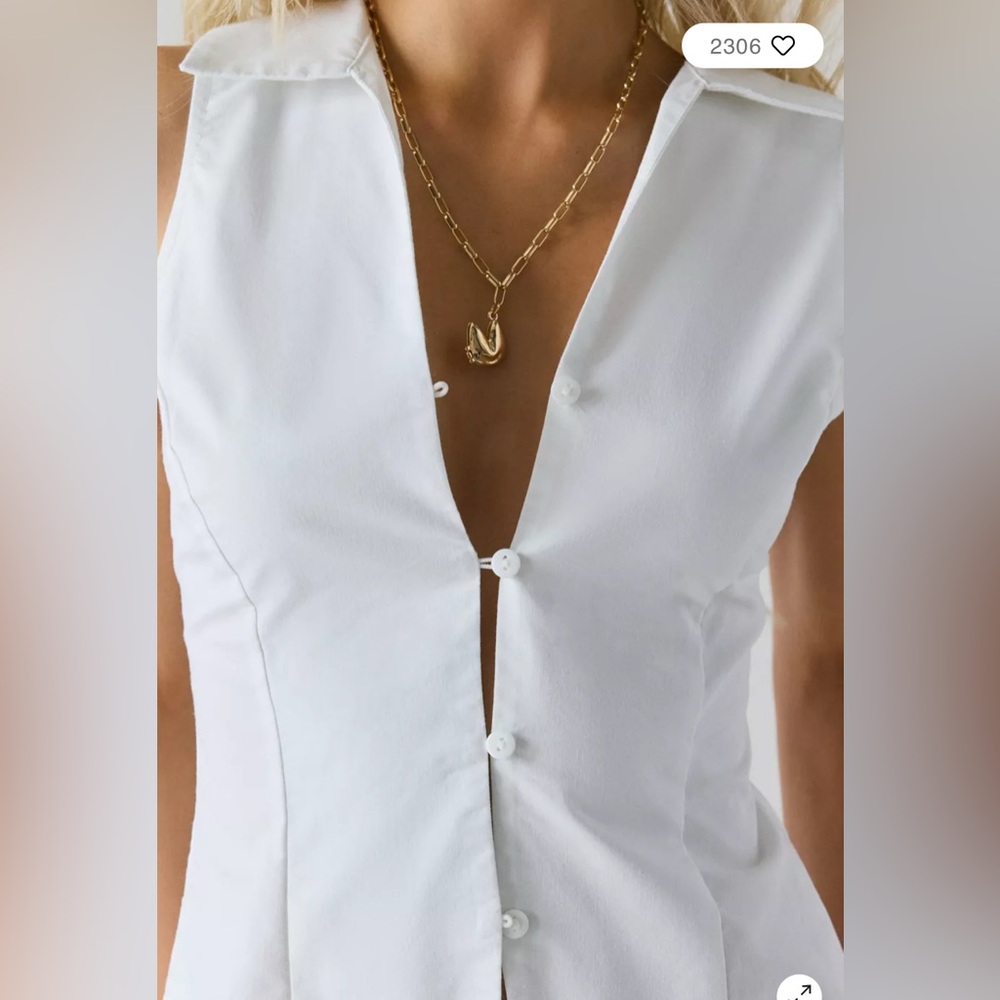 UO Party Girl Cotton-Blend Button Down Sleeveless Shirt - Picture 4 of 8